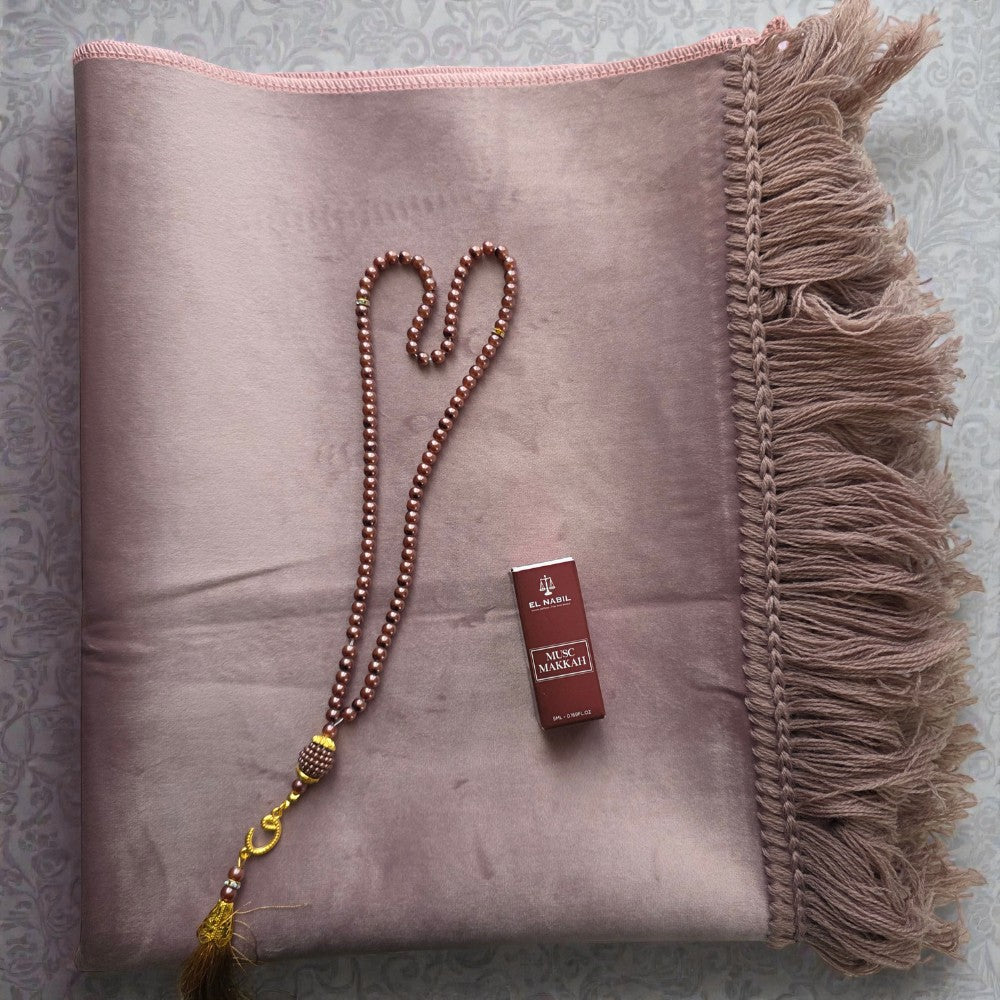 QISSAH Personalized Velvet Prayer Mat - Rosy Brown
