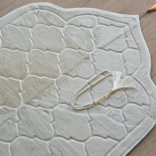 QISSAH Beige Velvet Personalized Prayer Mat