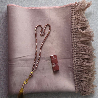 QISSAH Personalized Velvet Prayer Mat - Rosy Brown